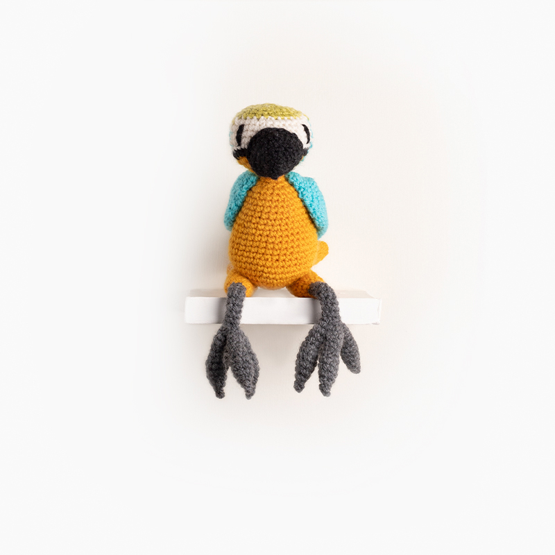 macaw bird crochet amigurumi project pattern kerry lord Edward's menagerie